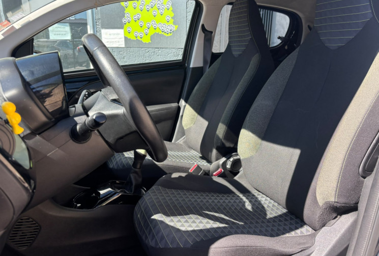 Peugeot 108 1.0  VTI 72 CV COLLECTION / 15000 KMS /  MOTEUR TOYOTA  A CHAINE /  SUIVI OK / 1ERE MAIN