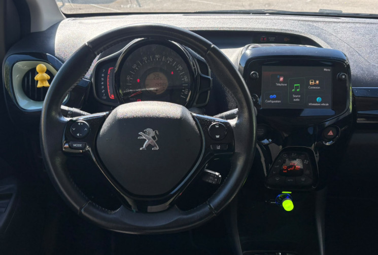 Peugeot 108 1.0  VTI 72 CV COLLECTION MOTEUR TOYOTA  A CHAINE SUIVI 1ERE MAIN