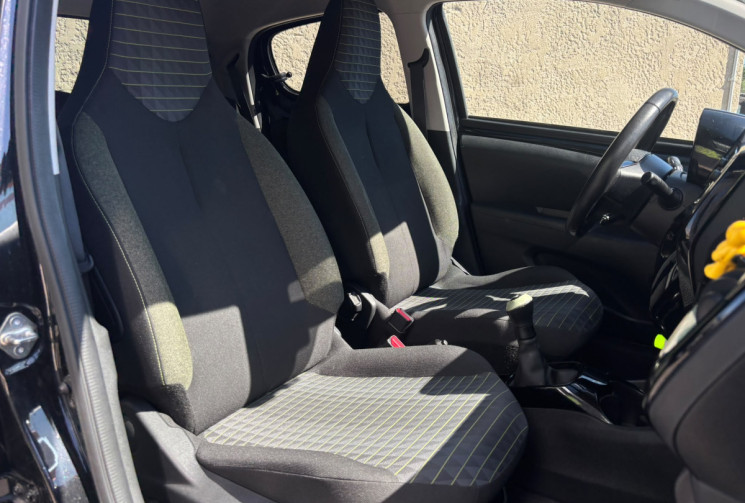 Peugeot 108 1.0  VTI 72 CV COLLECTION / 15000 KMS /  MOTEUR TOYOTA  A CHAINE /  SUIVI OK / 1ERE MAIN