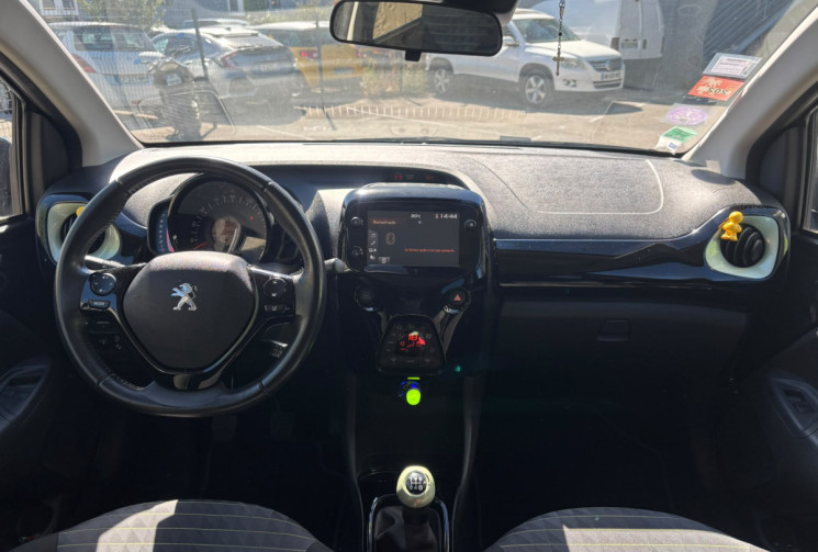 Peugeot 108 1.0  VTI 72 CV COLLECTION MOTEUR TOYOTA  A CHAINE SUIVI 1ERE MAIN