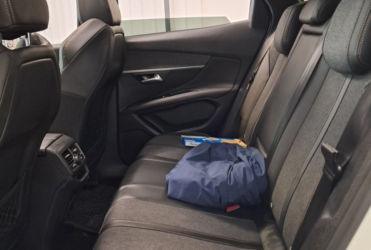 Peugeot 3008 1.5 BlueHDi 130  GT Line  EAT8  - TOUTES OPTIONS - DISTRI OK - ENTRETIEN SUIVI -