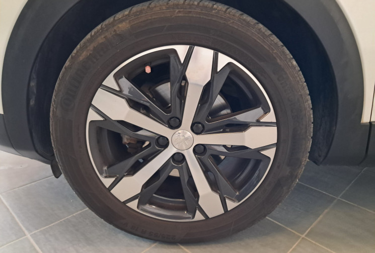 Peugeot 3008 1.5 BlueHDi 130  GT Line  EAT8  - TOUTES OPTIONS - DISTRI OK - ENTRETIEN SUIVI -