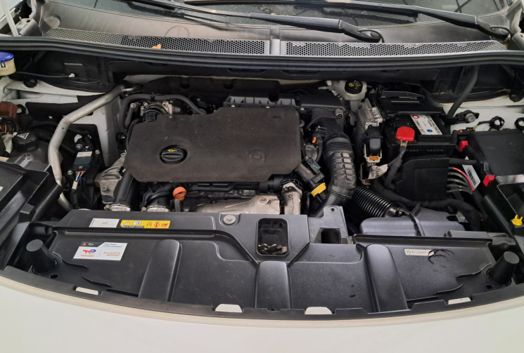 Peugeot 3008 1.5 BlueHDi 130  GT Line  EAT8  - TOUTES OPTIONS - DISTRI OK - ENTRETIEN SUIVI -