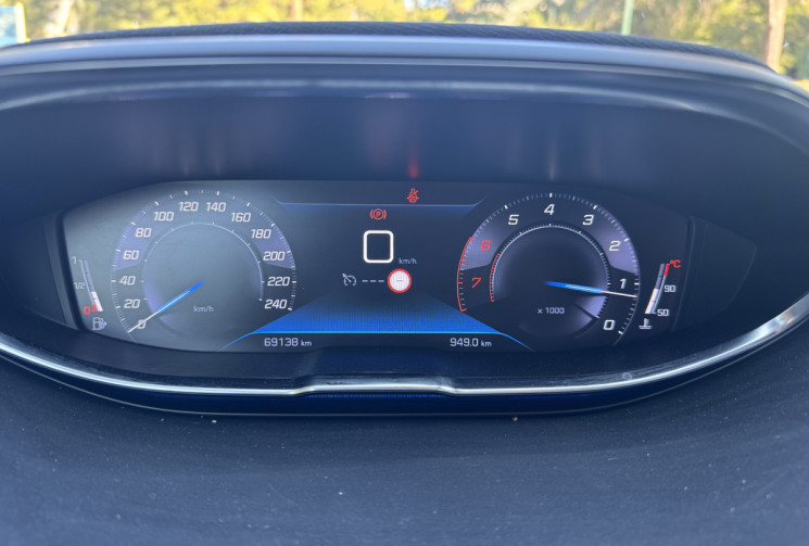 Peugeot 3008 II 1.2 THP 12V GPF S&S 130CH STYLE / FAIBLE KILOMETRAGE