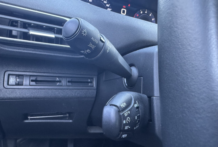 Peugeot 3008 II 1.2 THP 12V GPF S&S 130CH STYLE / FAIBLE KILOMETRAGE