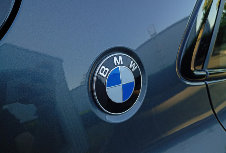 BMW X2 sDrive16d 116ch Lounge DKG7 – BVA – GPS