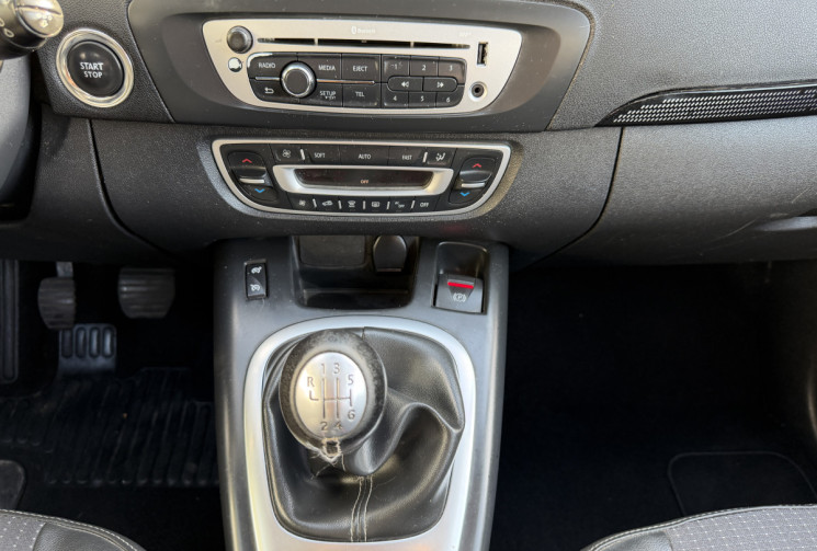 Renault GRAND SCENIC 1.6 dCi 130 ch energy Expression eco² 7 places