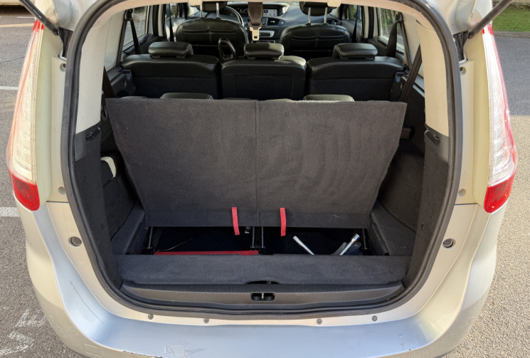 Renault GRAND SCENIC 1.6 dCi 130 ch energy Expression eco² 7 places