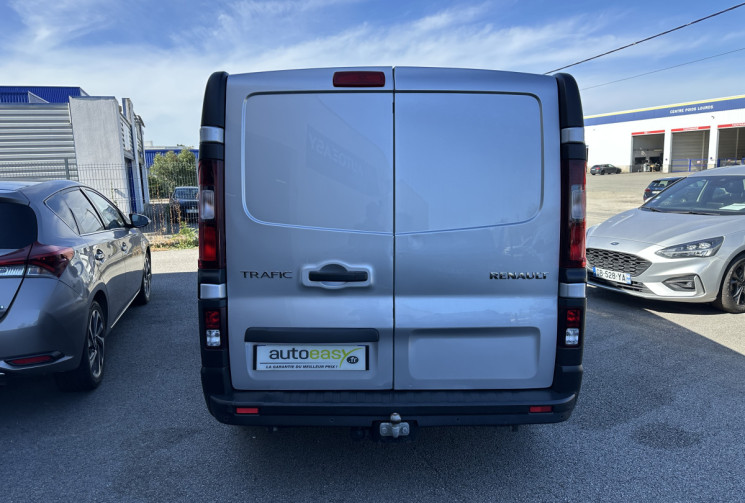 Renault Trafic III Fourgon Phase 2 L2H1 2.0 dCi EDC6 S&S 145 CV CONFORT  6 PLACES
