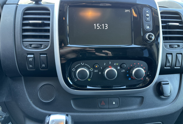 Renault Trafic III Fourgon Phase 2 L2H1 2.0 dCi EDC6 S&S 145 CV CONFORT  6 PLACES