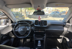 Peugeot 208 GT-Line 130cv EAT8 / Tres bon état 
