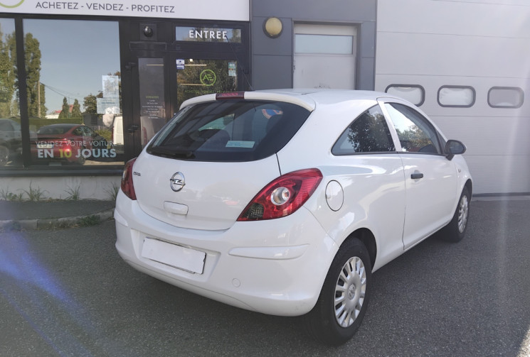 Opel Corsa Phase 2 1.0 i  65 cv - Première Main