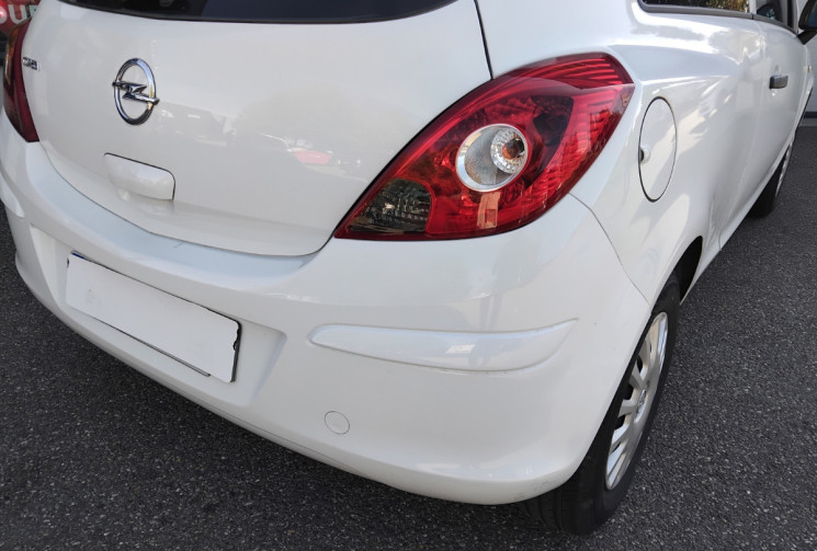 Opel Corsa Phase 2 1.0 i  65 cv - Première Main