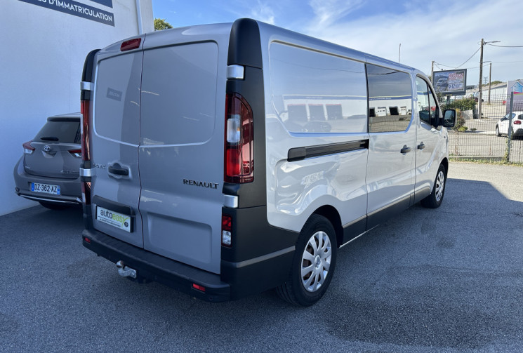 Renault Trafic III Fourgon Phase 2 L2H1 2.0 dCi EDC6 S&S 145 CV CONFORT  6 PLACES - PAS DE TVA