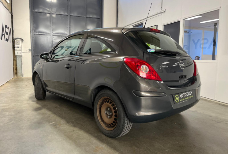 Opel Corsa 1.4 L 100 ch GRAPHITE - MOTEUR A CHAINE