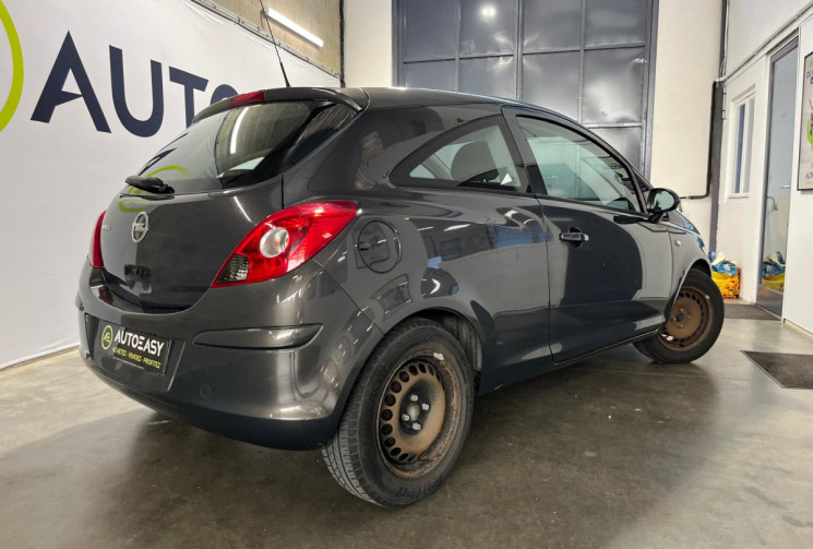 Opel Corsa 1.4 L 100 ch GRAPHITE - MOTEUR A CHAINE