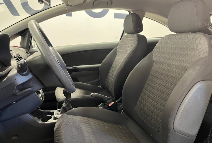 Opel Corsa 1.4 L 100 ch GRAPHITE - MOTEUR A CHAINE