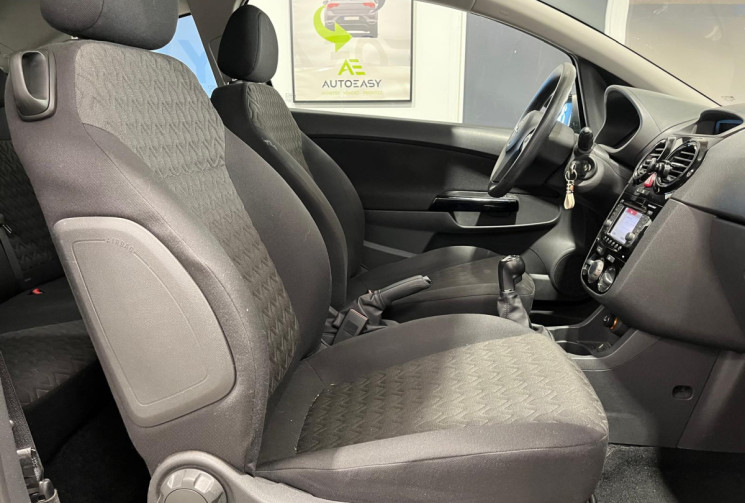 Opel Corsa 1.4 L 100 ch GRAPHITE - MOTEUR A CHAINE