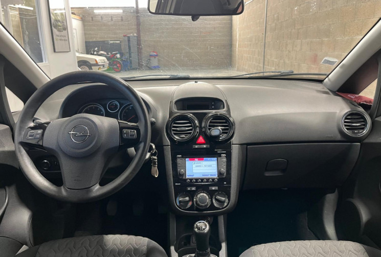 Opel Corsa 1.4 L 100 ch GRAPHITE - MOTEUR A CHAINE