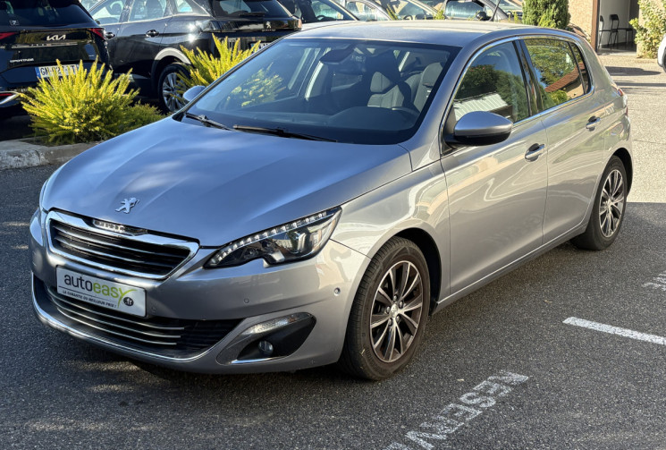 Peugeot 308 Allure 1.6 HDI 115 ch / Historique complet / Caméra de recule