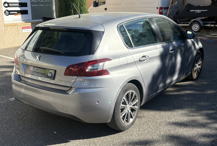 Peugeot 308 Allure 1.6 HDI 115 ch / Historique complet / Caméra de recule