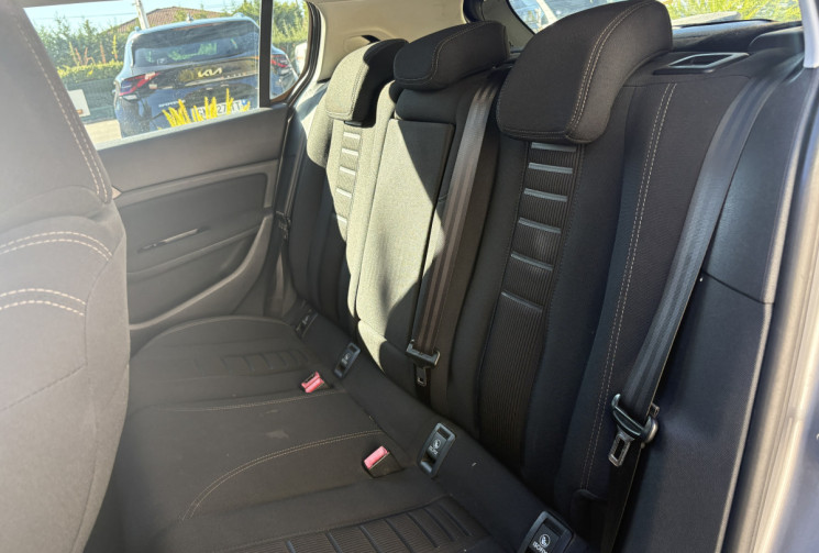 Peugeot 308 Allure 1.6 HDI 115 ch / Historique complet / Caméra de recule
