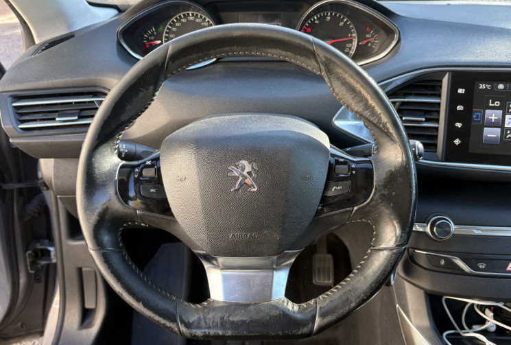 Peugeot 308 Allure 1.6 HDI 115 ch / Historique complet / Caméra de recule