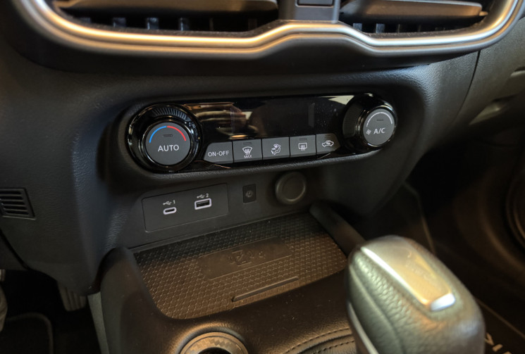 Nissan Juke N-CONNECTA GARANTIE 1 AN 1.6 i 143 cv Hybrid 