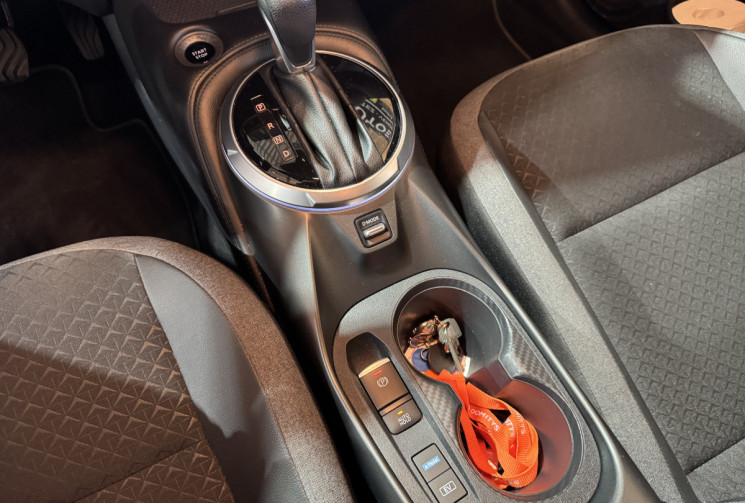 Nissan Juke N-CONNECTA GARANTIE 1 AN 1.6 i 143 cv Hybrid 