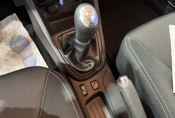 Renault Clio GARANTIE 1 AN 2 PL 1.5 dCi 90 cv