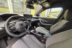 Peugeot 2008 II Phase 2 1.2 12V S&S 100 cv  Allure // Première main // Quasi neuf 