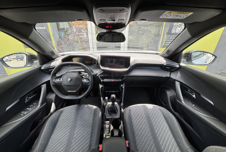 Peugeot 2008 II Phase 2 1.2 12V S&S 100 cv  Allure // Première main // Quasi neuf 