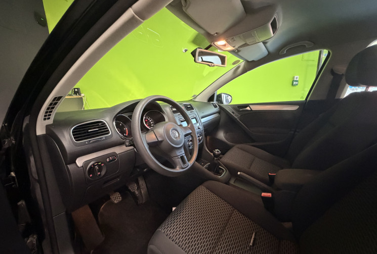 Volkswagen Golf 1.6 TDI 105 CH 