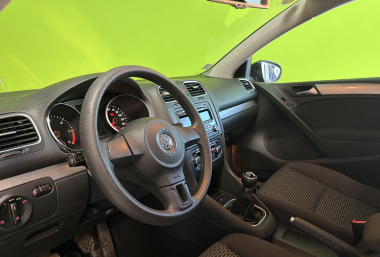 Volkswagen Golf 1.6 TDI 105 CH 