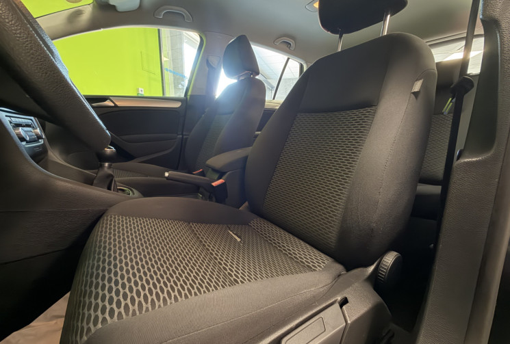 Volkswagen Golf 1.6 TDI 105 CH 