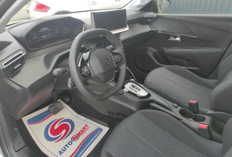 Peugeot 208 style hybrid 100 ch e-dcs6 1200 kms état neuf !
