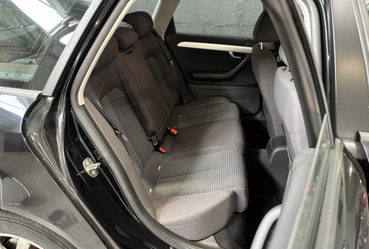 SEAT EXEO ST 2.0 TDI 143 ch FAP Reference / Distribution 2026 / Attelage