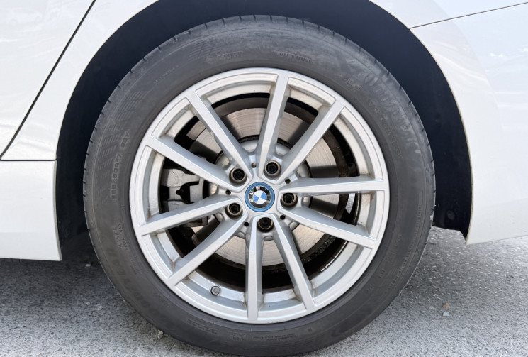BMW Série 3 320e 204 Business Design G20 Lci PHEV BVA  8 * Française / 1ère main