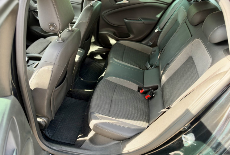 Opel Astra Sports Tourer 1.5 D 122ch Elegance Business BVA / Coffre électrique 