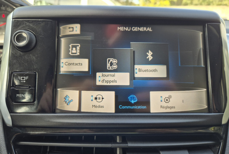 Peugeot 208 1.4 HDI 68 Active Kit distribution neuf