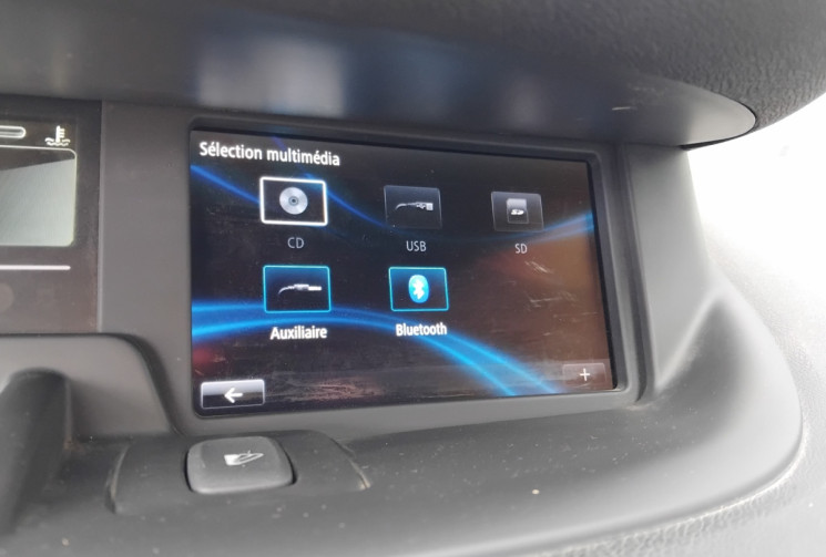 Renault Scénic  III Phase 2 1.5 dCi FAP EDC 6  110 cv xMod BOSE