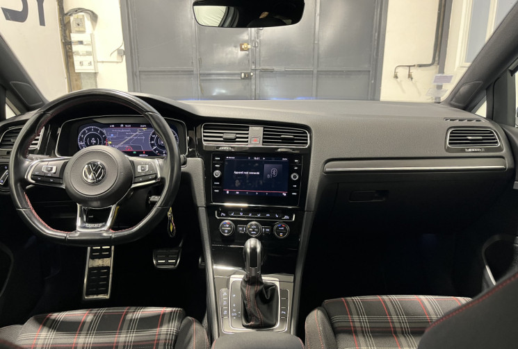 Volkswagen Golf 2.0 TSI 245 ch DSG7 GTI Performance