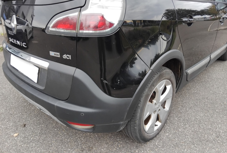Renault Scénic  III Phase 2 1.5 dCi FAP EDC 6  110 cv xMod BOSE