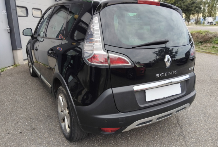 Renault Scénic  III Phase 2 1.5 dCi FAP EDC 6  110 cv xMod BOSE