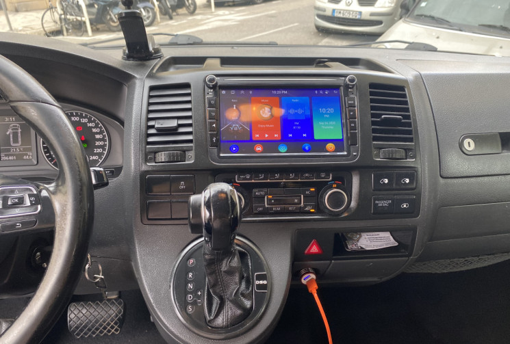 Volkswagen CARAVELLE 2.0 BITDI 180 DSG7 9 PLACES 