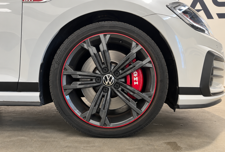 Volkswagen Golf 2.0 TSI 245 ch DSG7 GTI Performance