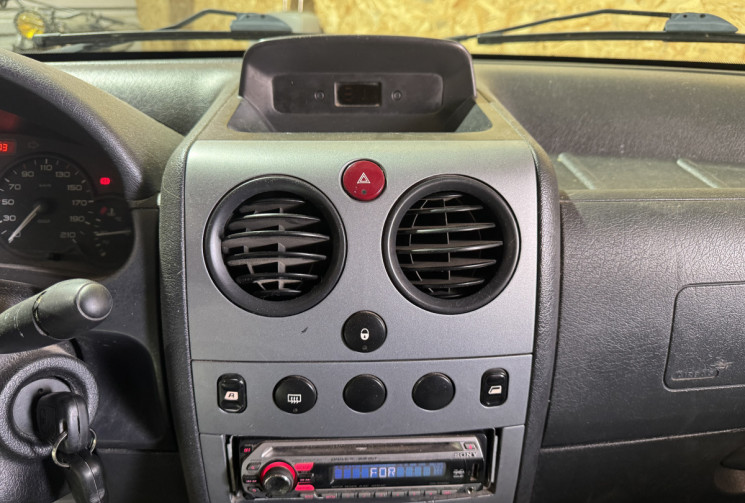 Citroën Berlingo Utilitaire 1.6 HDi Fourgon 75cv