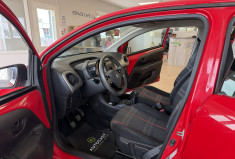 Peugeot 108 1.0 VTI 69 / 5 PORTES / MOTORISATION A CHAINE