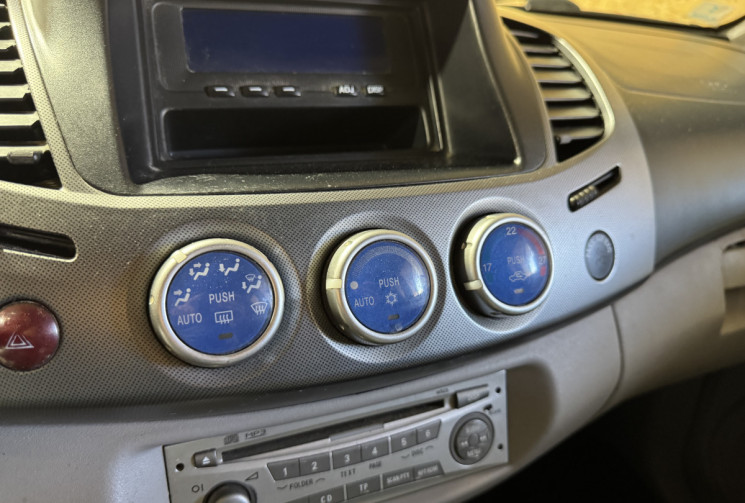 Mitsubishi L200 CLUB CAB