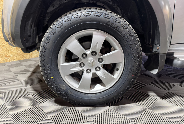 Mitsubishi L200 CLUB CAB